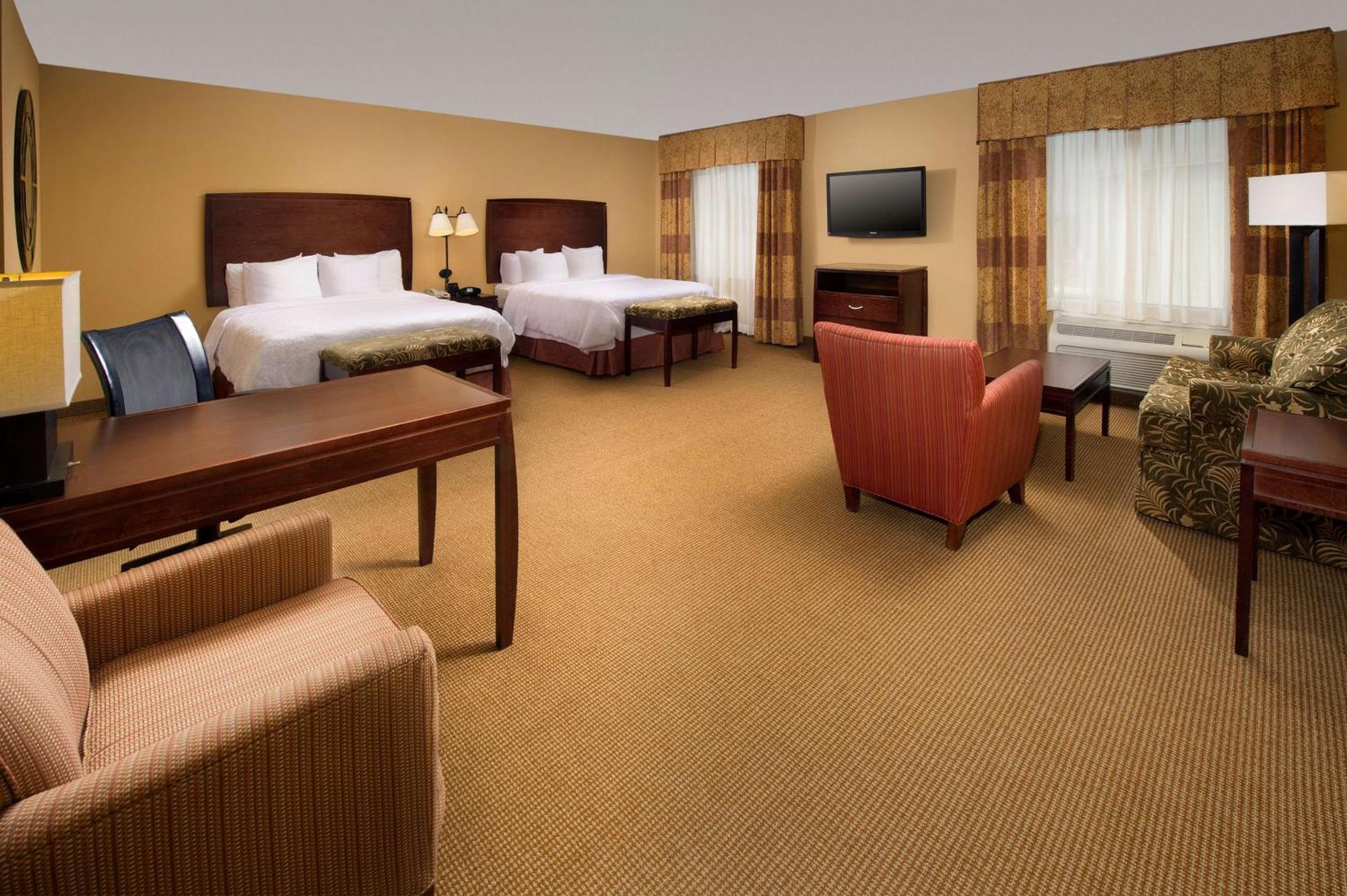 Hampton Inn And Suites San Antonio Airport Exterior photo
