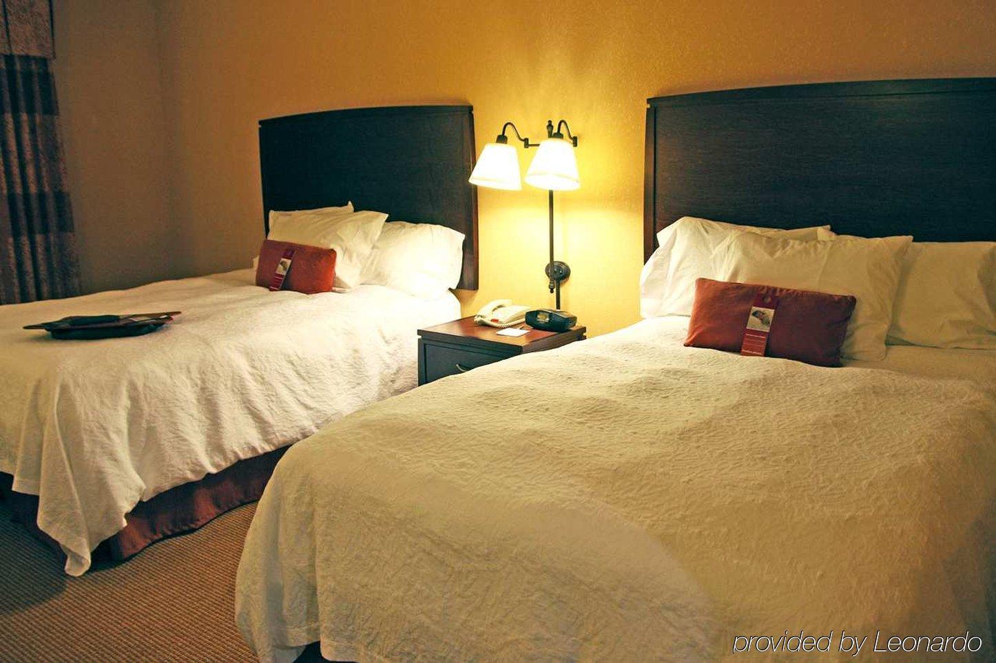Hampton Inn And Suites San Antonio Airport Room photo